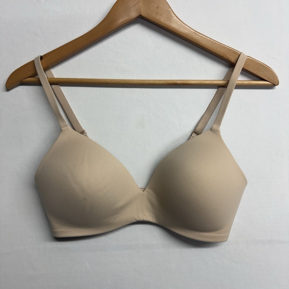 Wacoal Nude TShirt Bra 34C Smooth Contour Wireless Everyday Comfort Beige 852189
